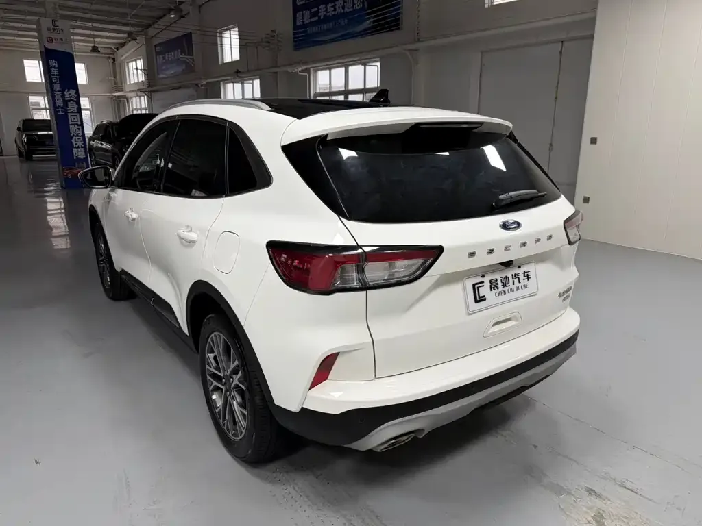 Ford Escape 2023 из CN, фото 10