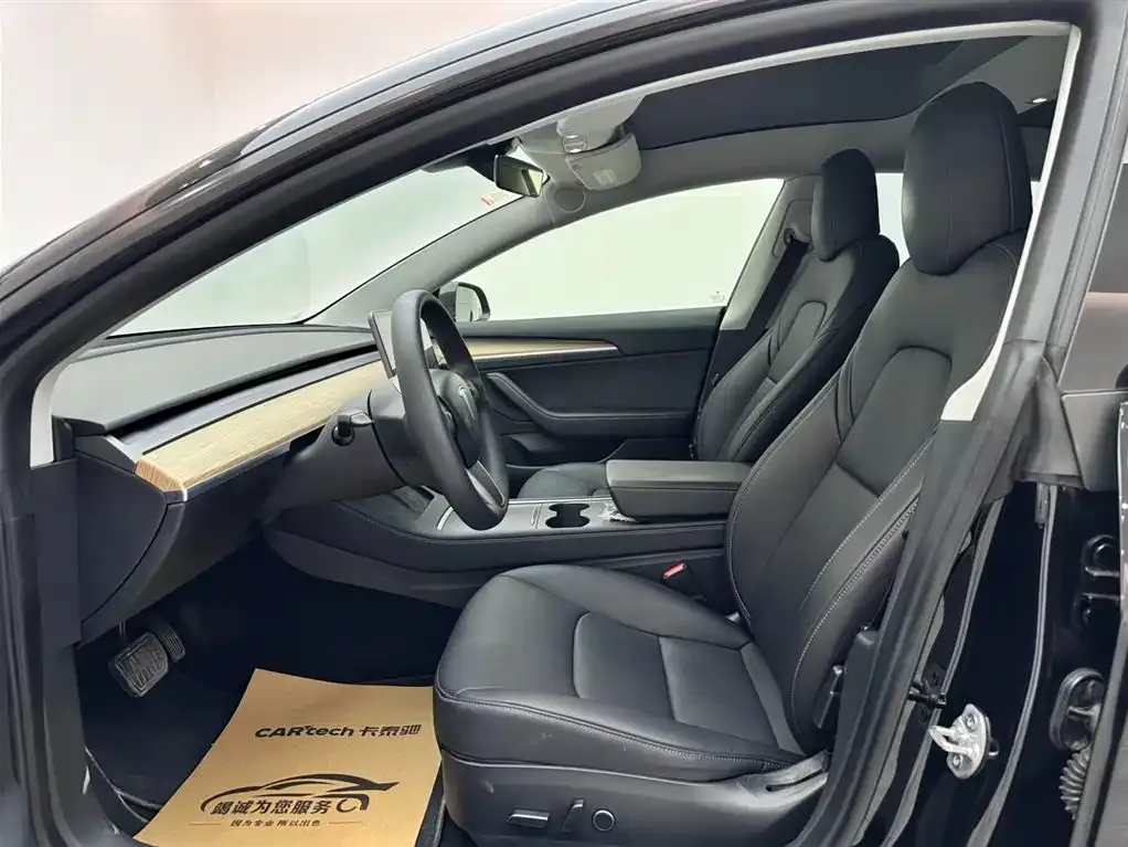 Tesla Model 3 2021 из CN, фото 3