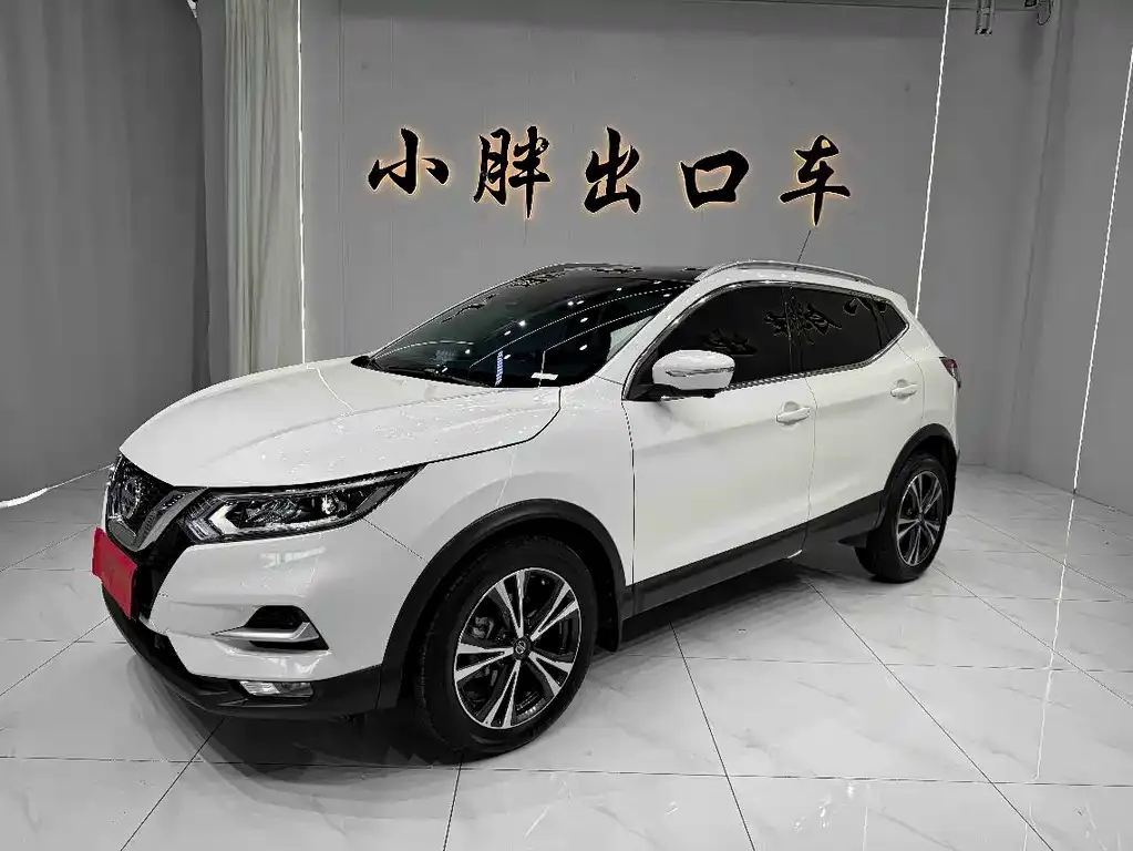 Nissan Qashqai — фото 1