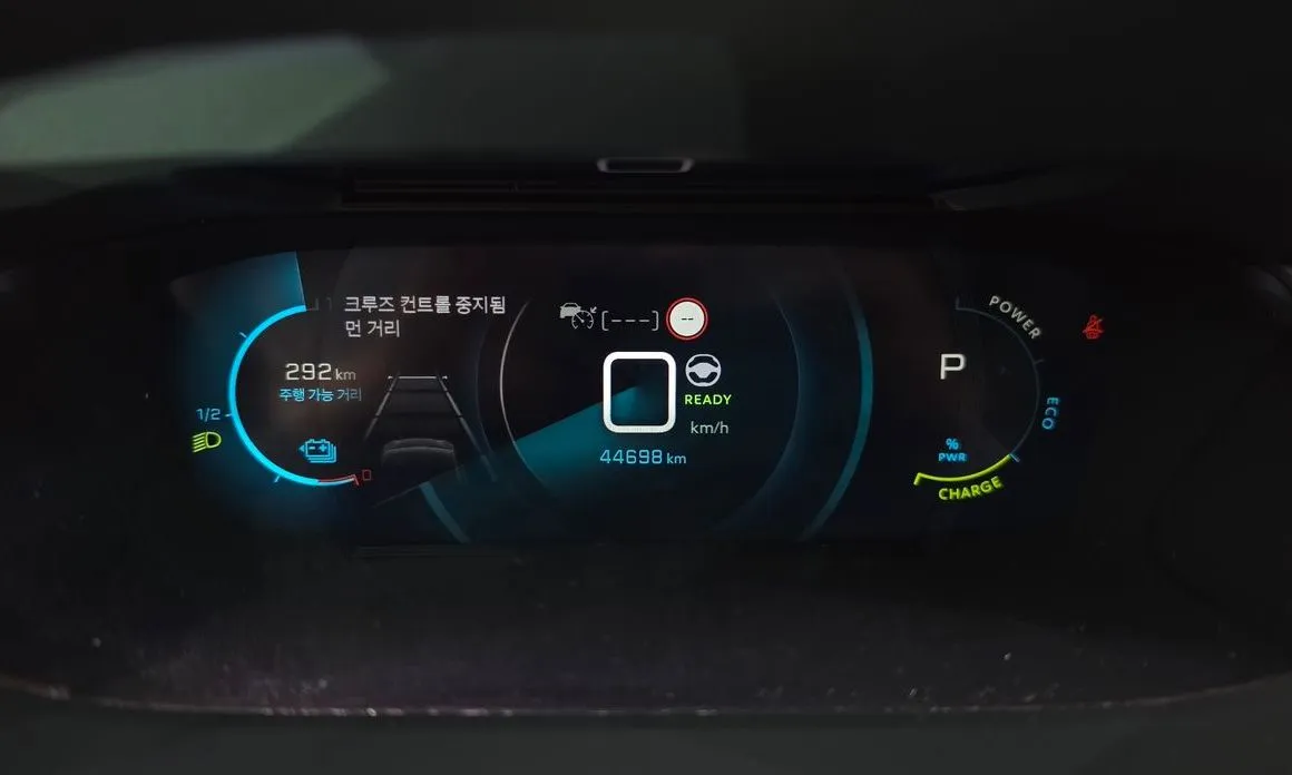Peugeot 208 2022 из KR, фото 3