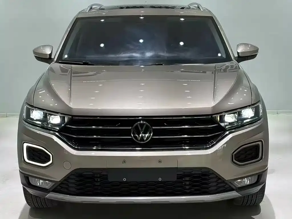 Volkswagen T-Roc — фото 5