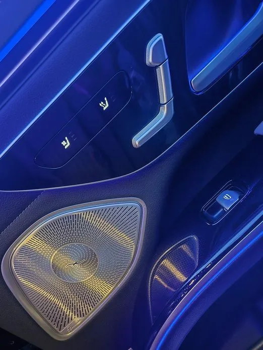 Mercedes-Benz EQS 2023 из KR, фото 4