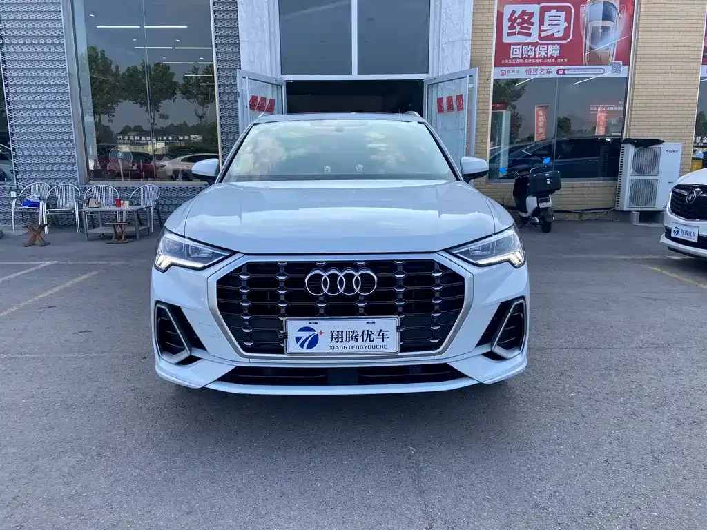 Audi Q3 — фото 7