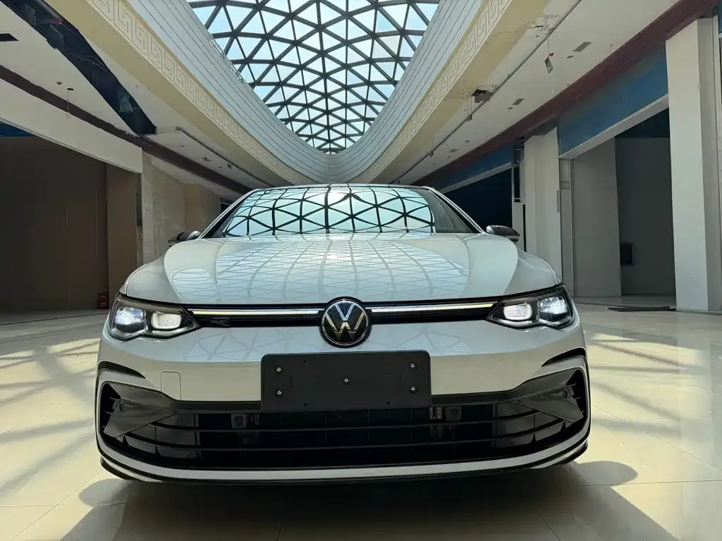 Volkswagen Golf — фото 3