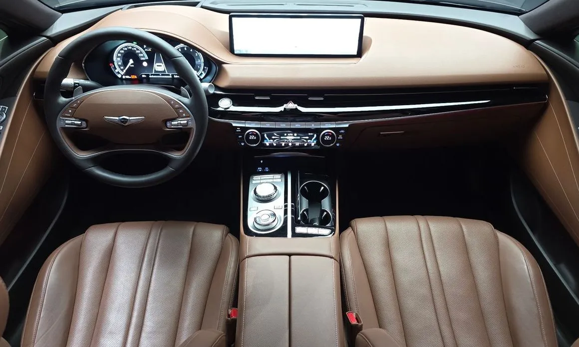 Genesis G80 — фото 10