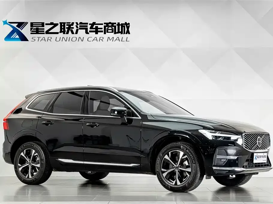 Volvo XC60 — фото 6