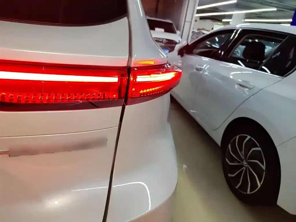 Toyota Harrier 2022 из CN, фото 5
