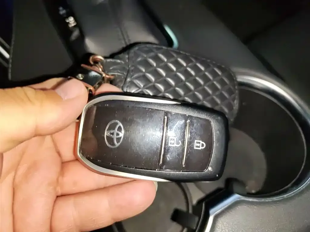 Toyota Harrier 2022 из CN, фото 7