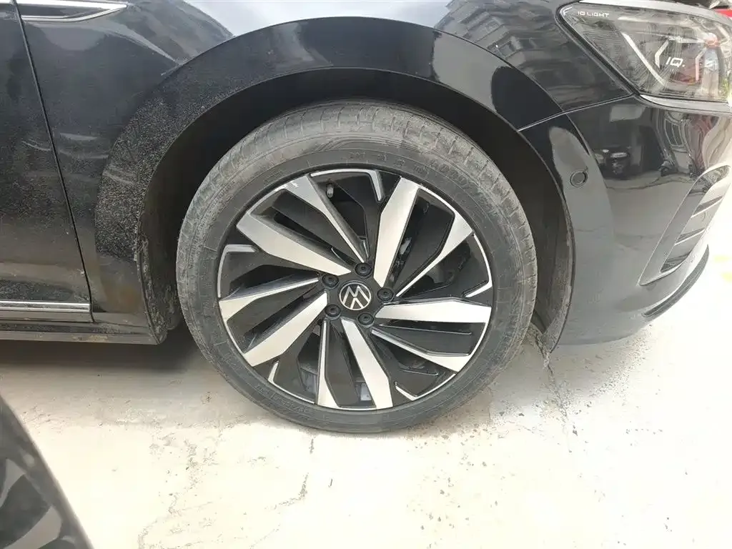 Volkswagen Passat — фото 8