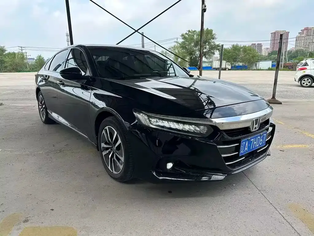 Honda Accord — фото 6