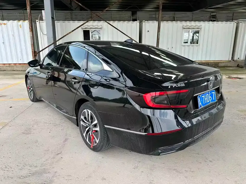 Honda Accord — фото 5