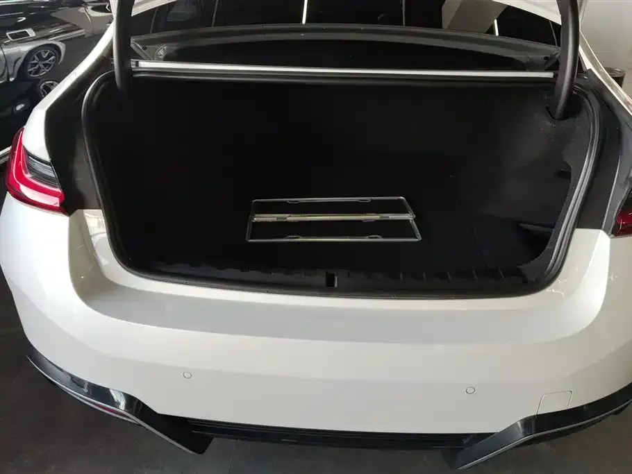 BMW i3 — фото 2