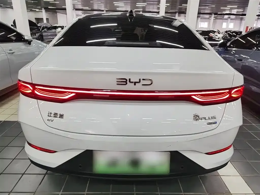 BYD Qin PLUS — фото 5