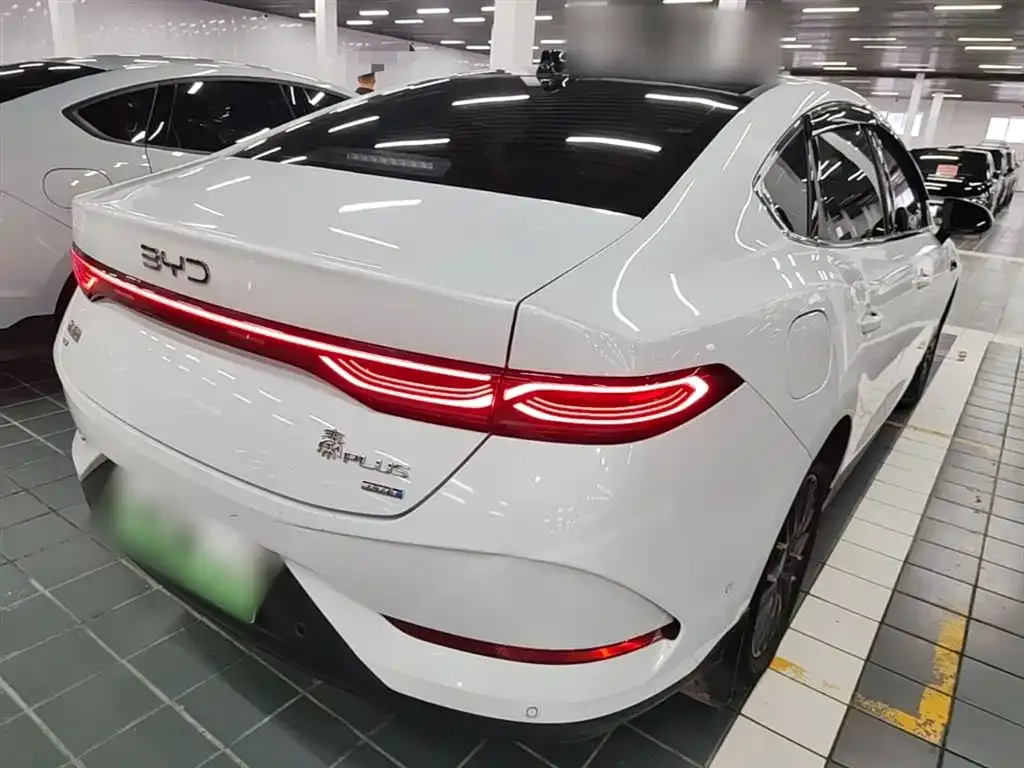 BYD Qin PLUS — фото 8