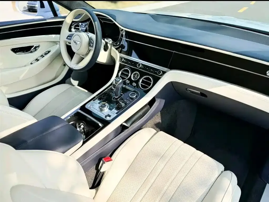 Bentley Continental — фото 9