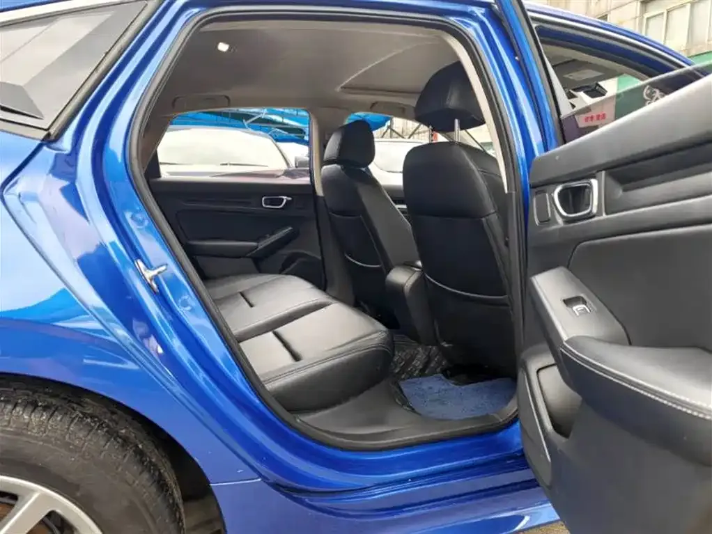 Honda Civic 2022 из CN, фото 2