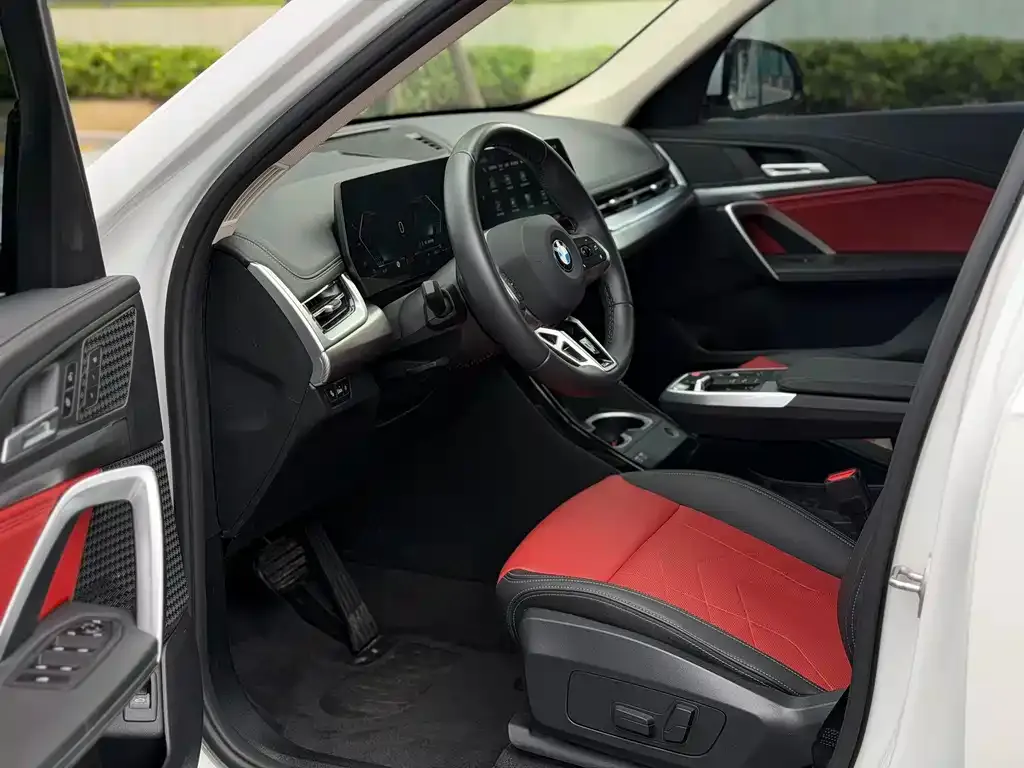 BMW X1 2024 из CN, фото 3