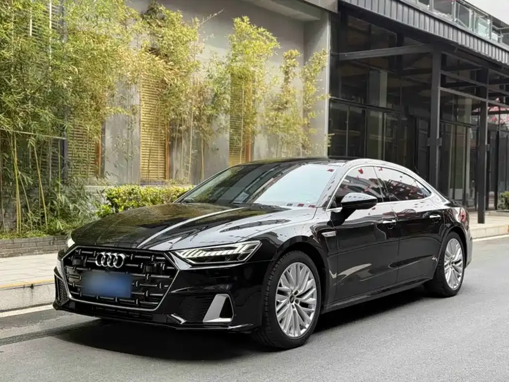 Audi A7L — фото 7