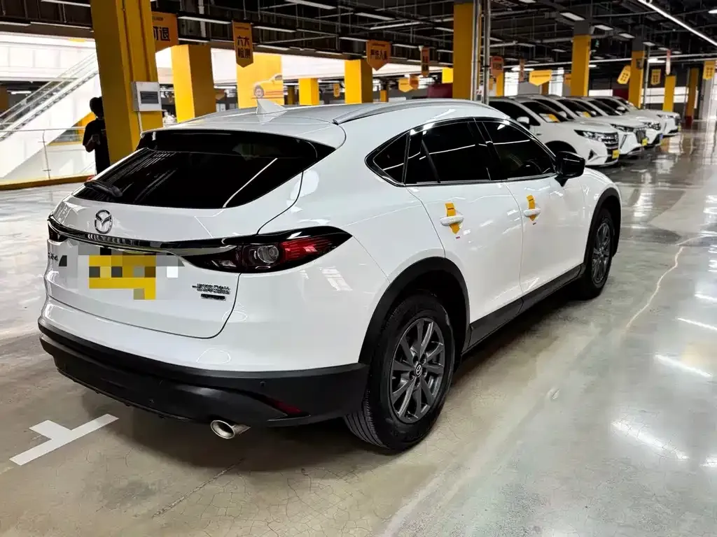 Mazda CX-4 — фото 9