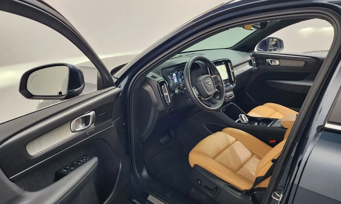 Volvo XC40 2021 из KR, фото 8