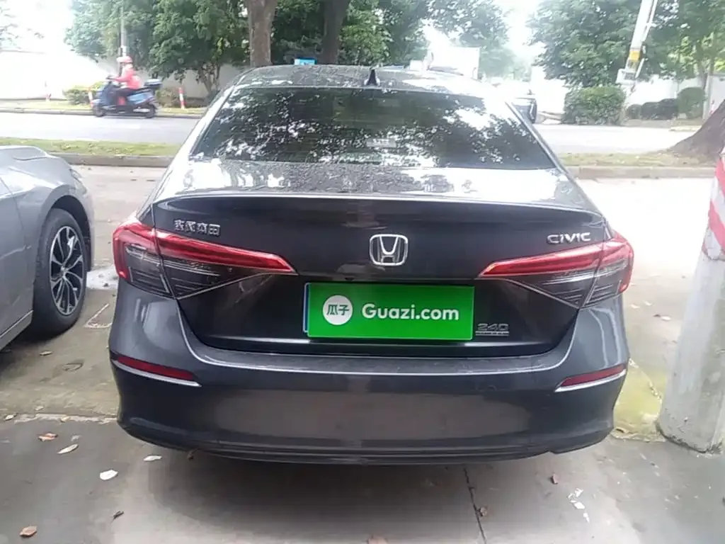 Honda Civic — фото 8