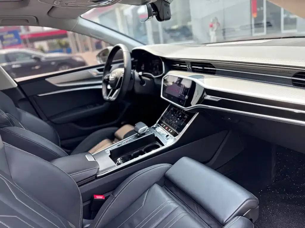 Audi A7 — фото 3