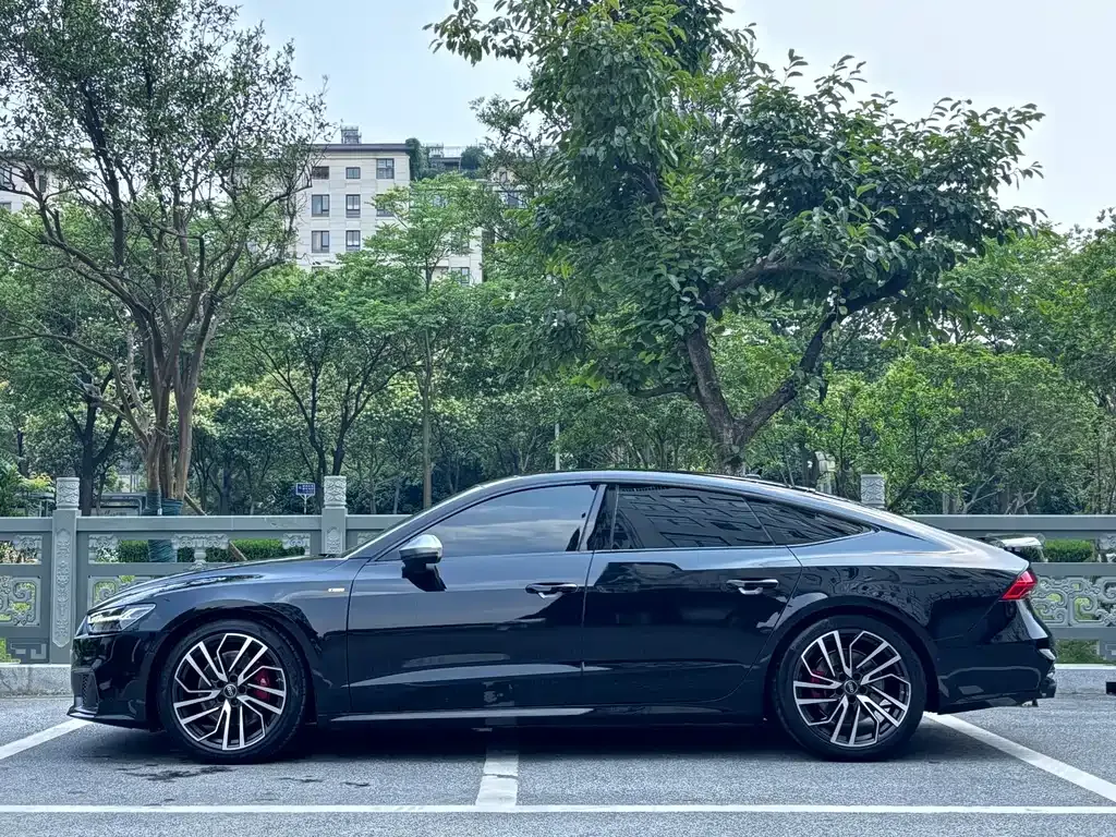 Audi A7 — фото 9