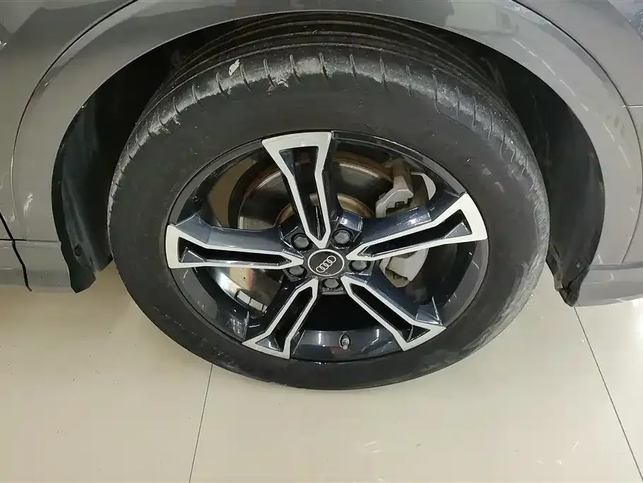 Audi Q3 2021 из CN, фото 3