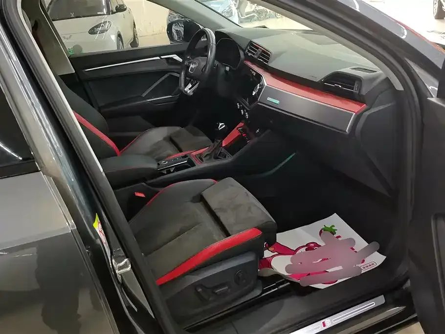Audi Q3 2021 из CN, фото 5