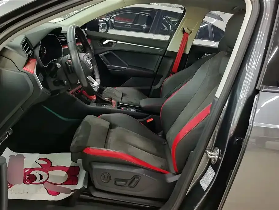 Audi Q3 2021 из CN, фото 8