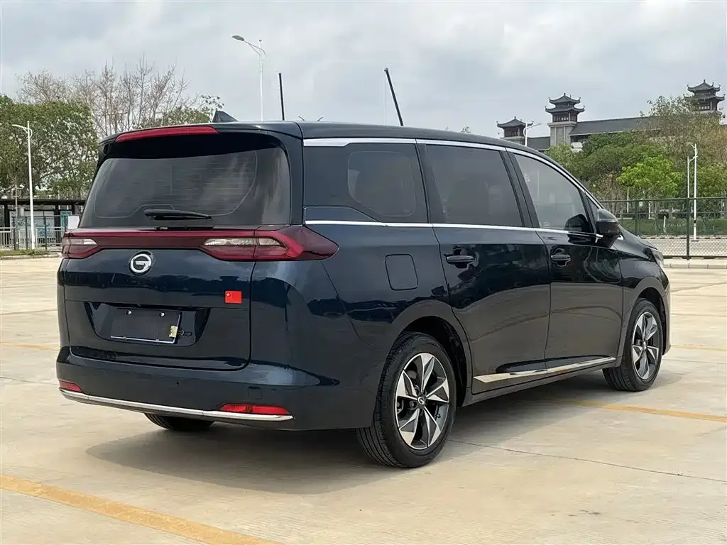 GAC Motor Trumpchi M6 — фото 2