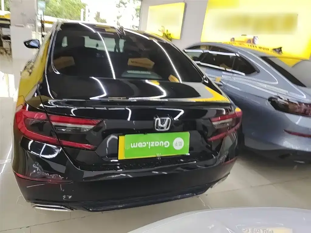 Honda Accord — фото 5