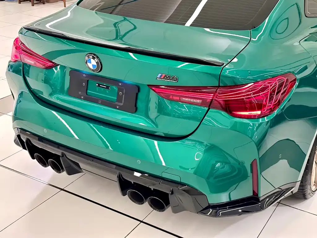 BMW M4 — фото 9