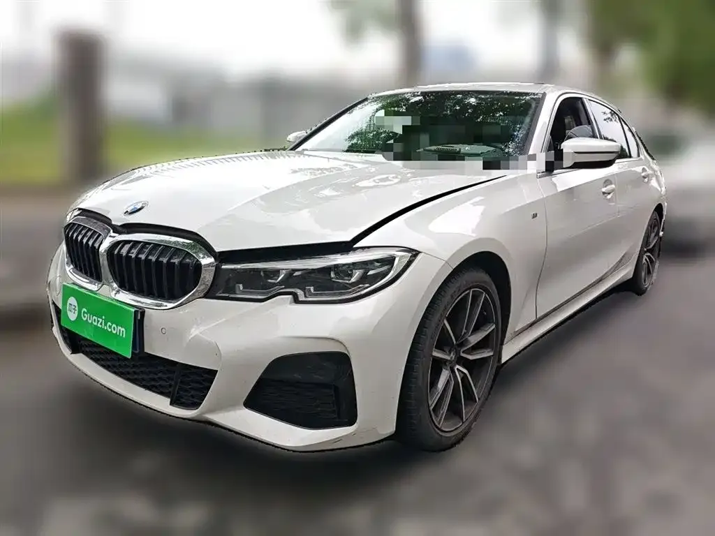 BMW 3 Series 2022 из CN, фото 1