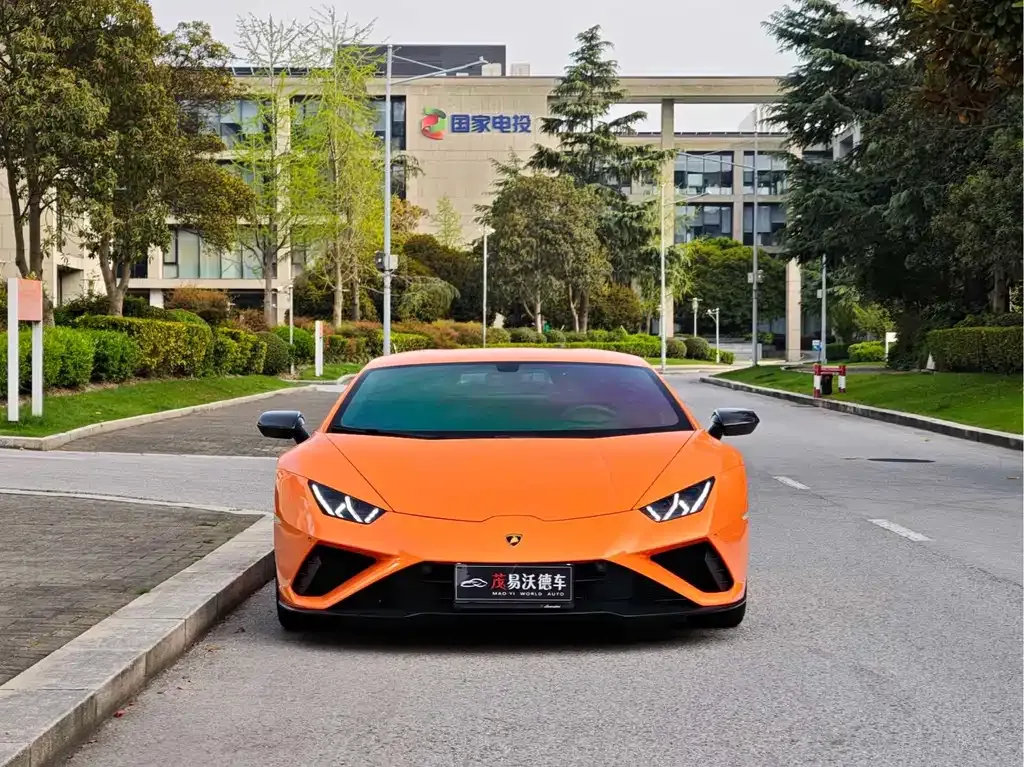 Lamborghini Huracan — фото 9
