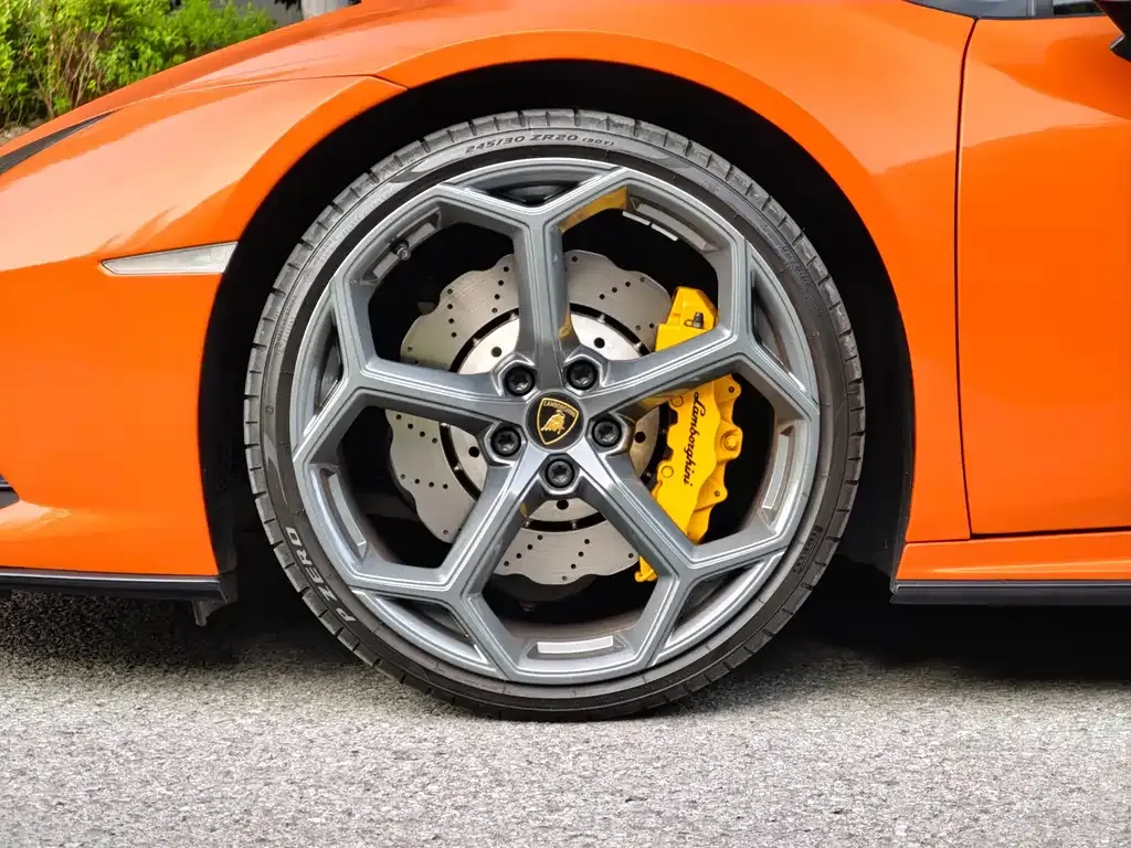 Lamborghini Huracan — фото 3