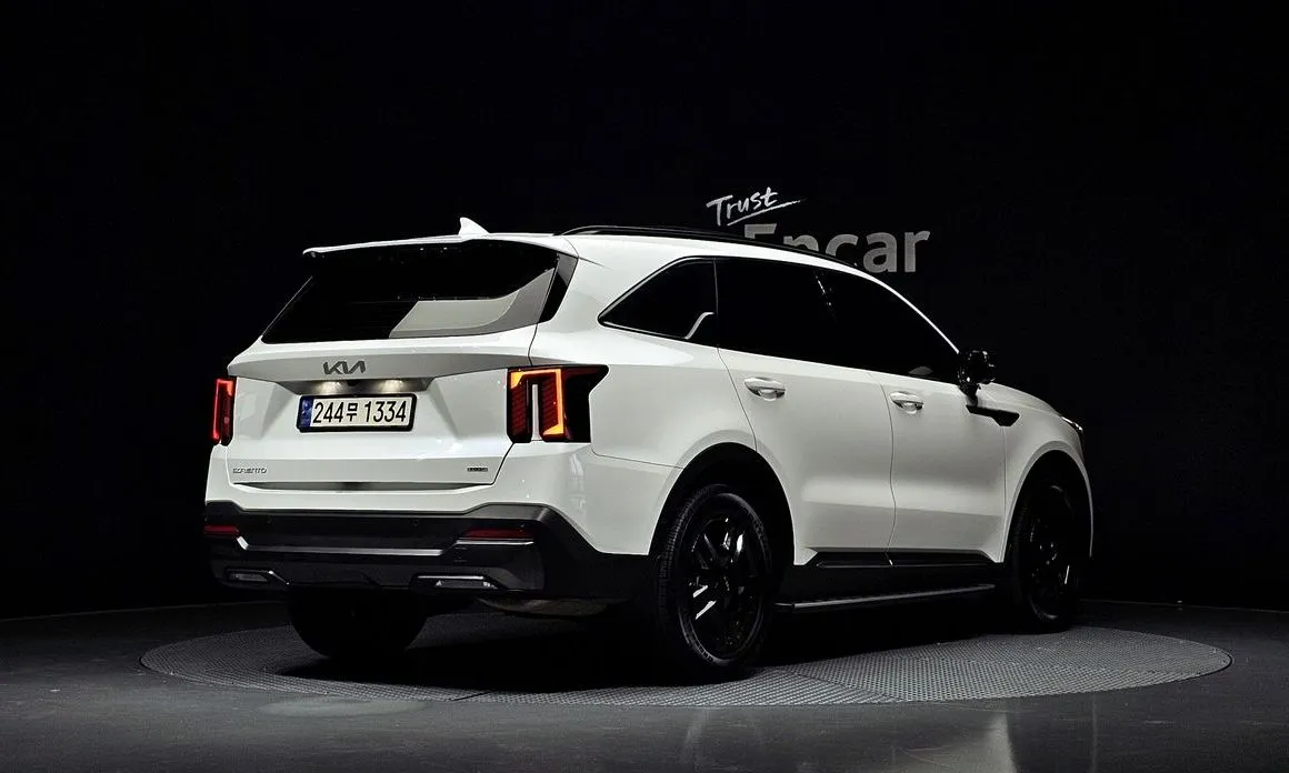Kia Sorento — фото 4