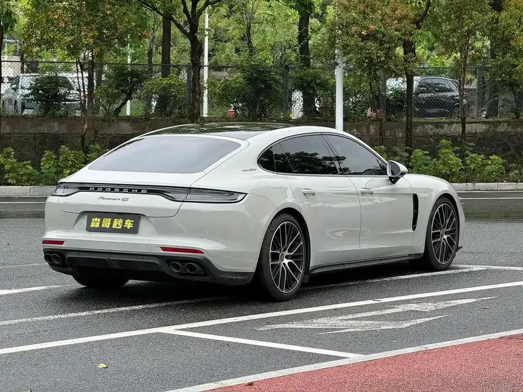 Porsche Panamera — фото 9