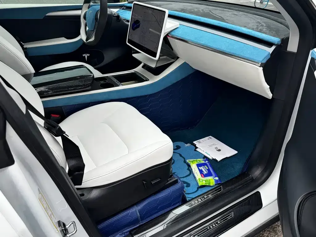 Tesla Model Y — фото 3
