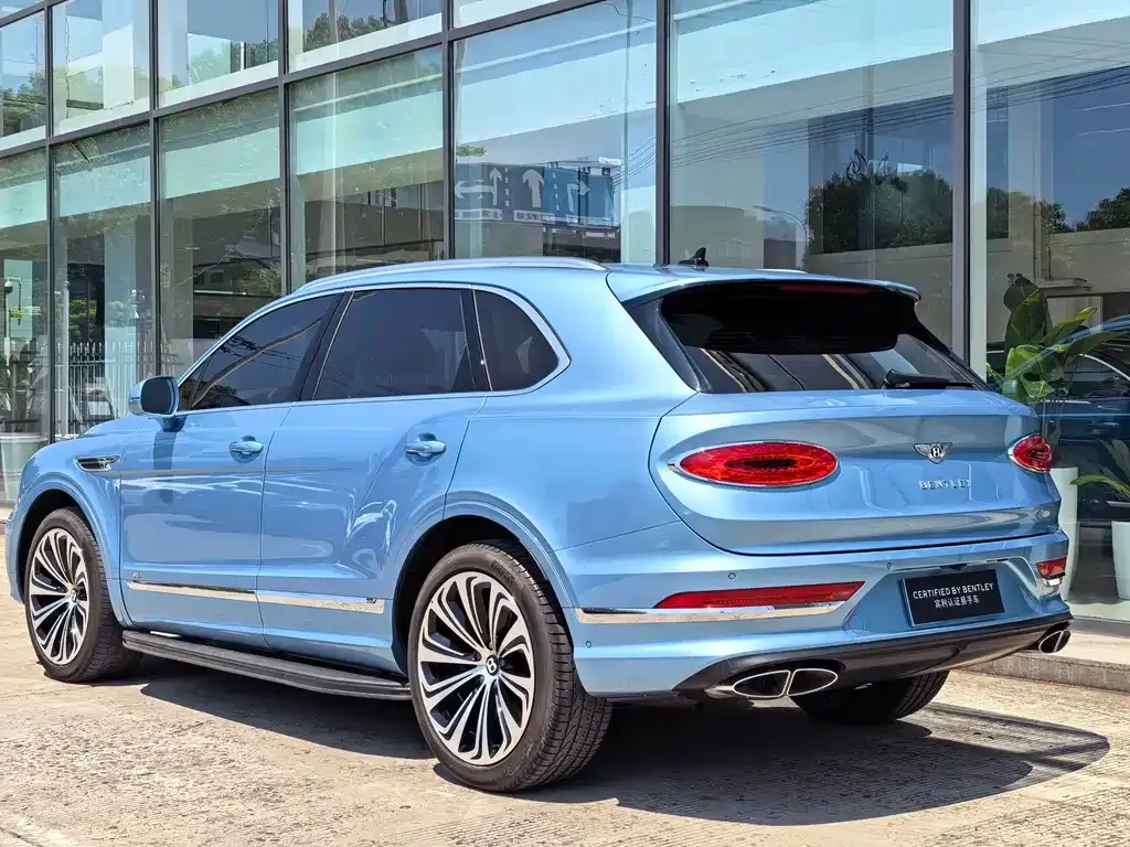 Bentley Bentayga — фото 9
