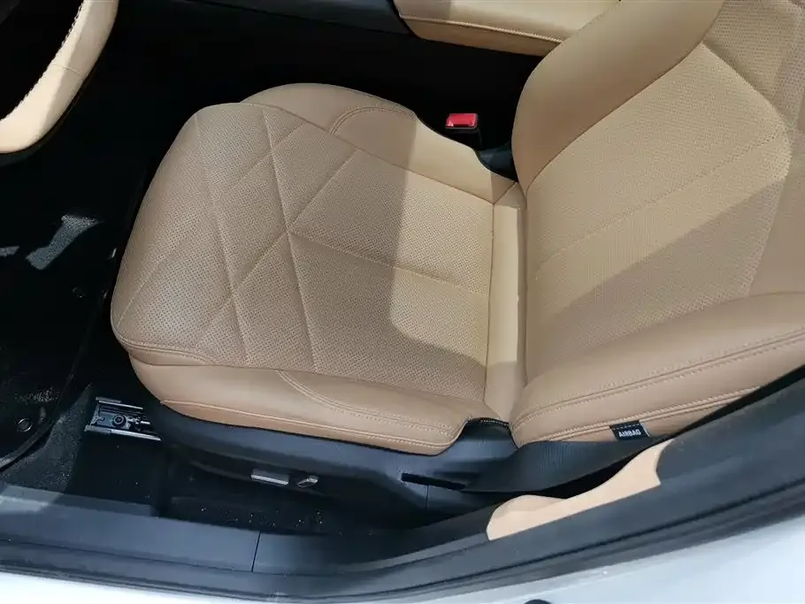 Geely Galaxy L6 2024 из CN, фото 7