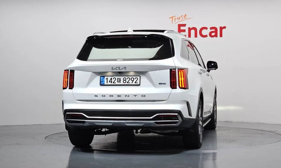 Kia Sorento — фото 4