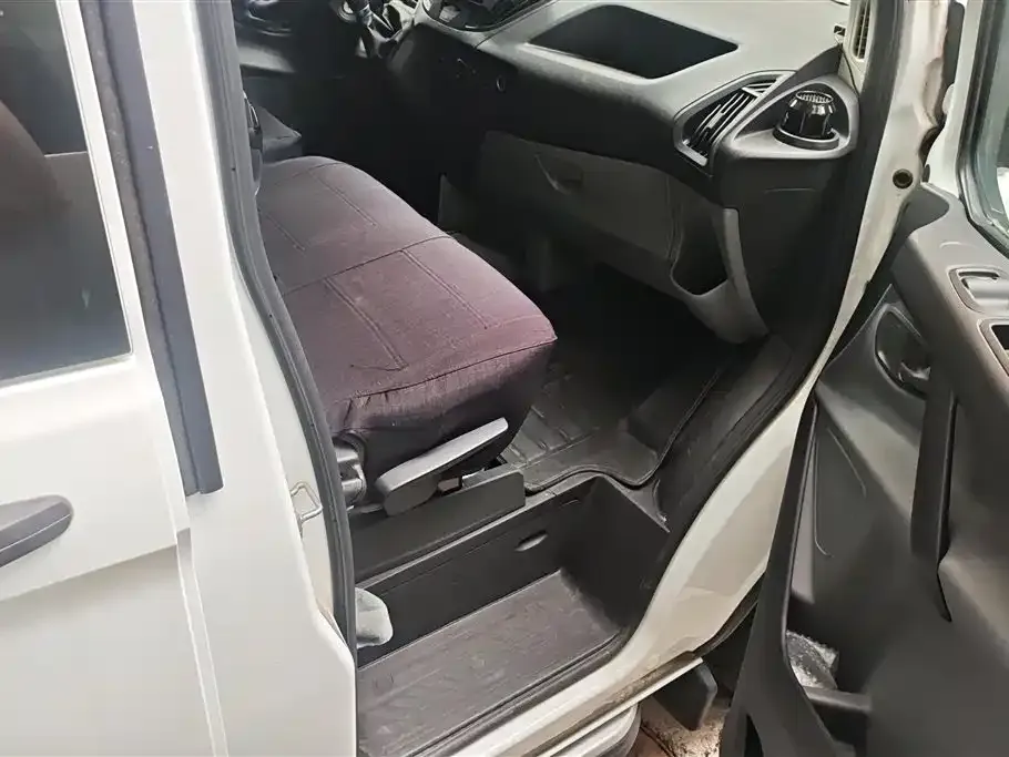 Ford Transit 2021 из CN, фото 2