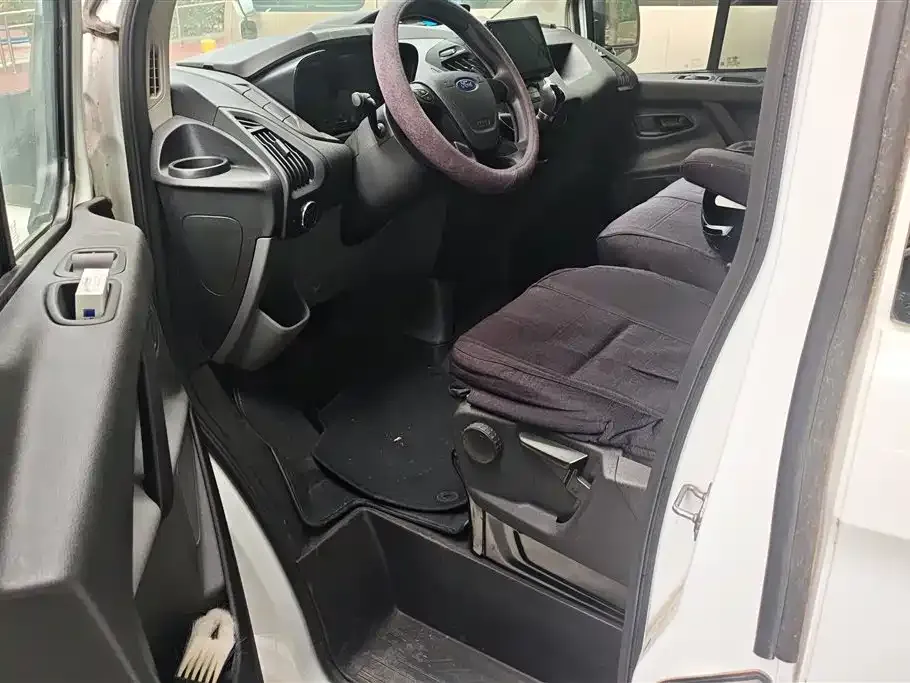 Ford Transit 2021 из CN, фото 3