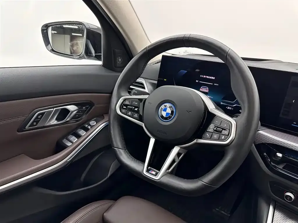 BMW i3 — фото 10