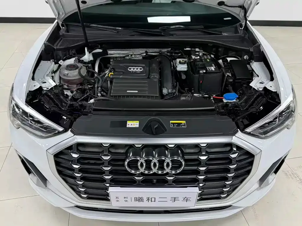 Audi Q3 — фото 10