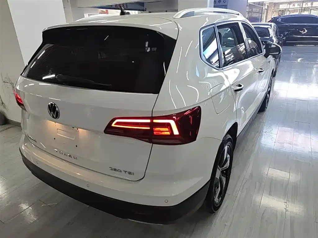 Volkswagen Tharu 2021 из CN, фото 10