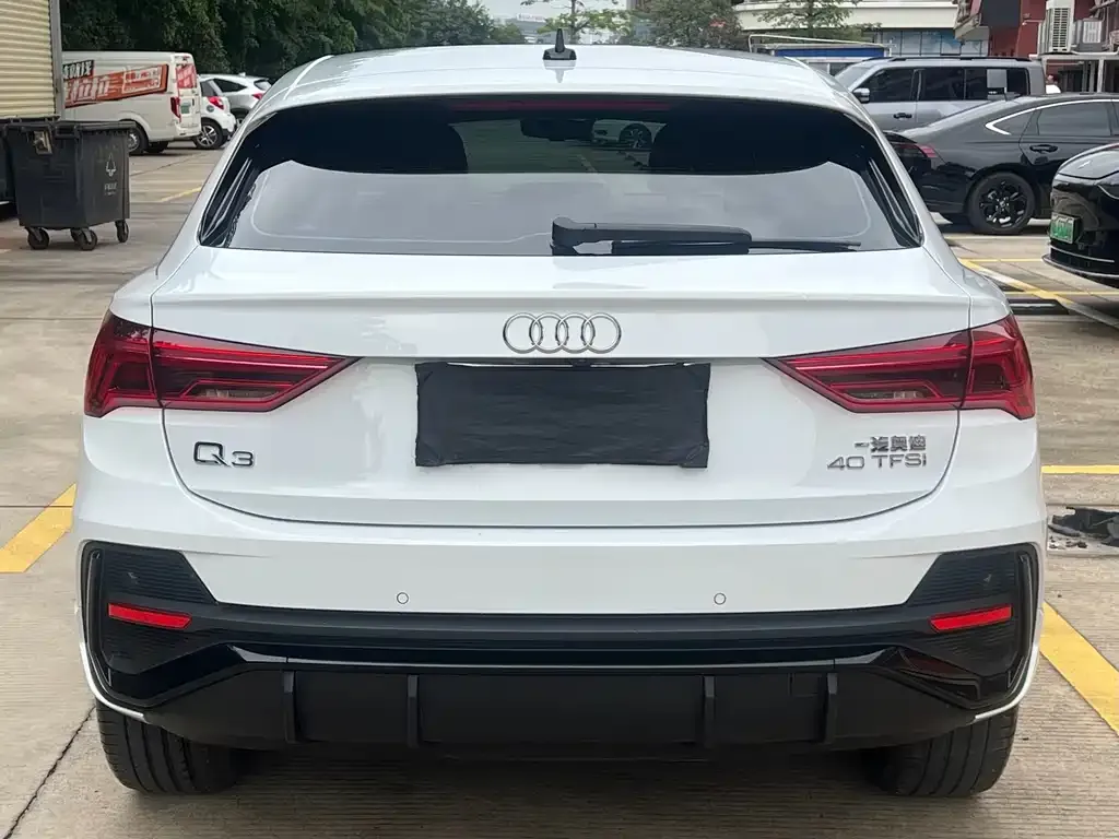 Audi Q3 Sportback 2023 из CN, фото 7