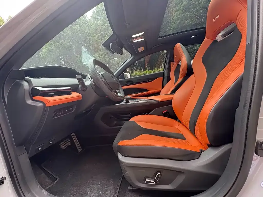 Changan UNI-V 2023 из CN, фото 8