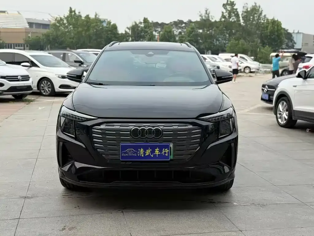 Audi Q5 e-tron 2024 из CN, фото 2